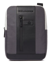 PIQUADRO - Borsello porta iPad in tessuto riciclato e pelle linea brief, Grigio/Nero
