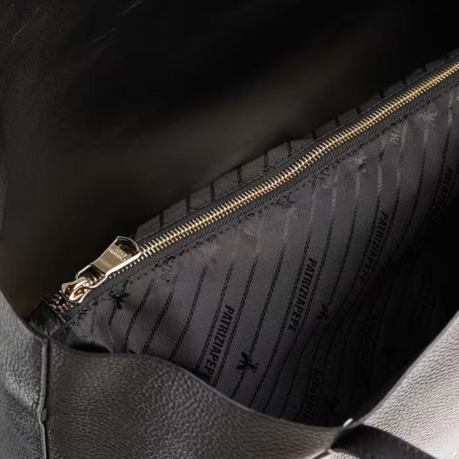 Shopping bag in pelle con pochette interna, Nero