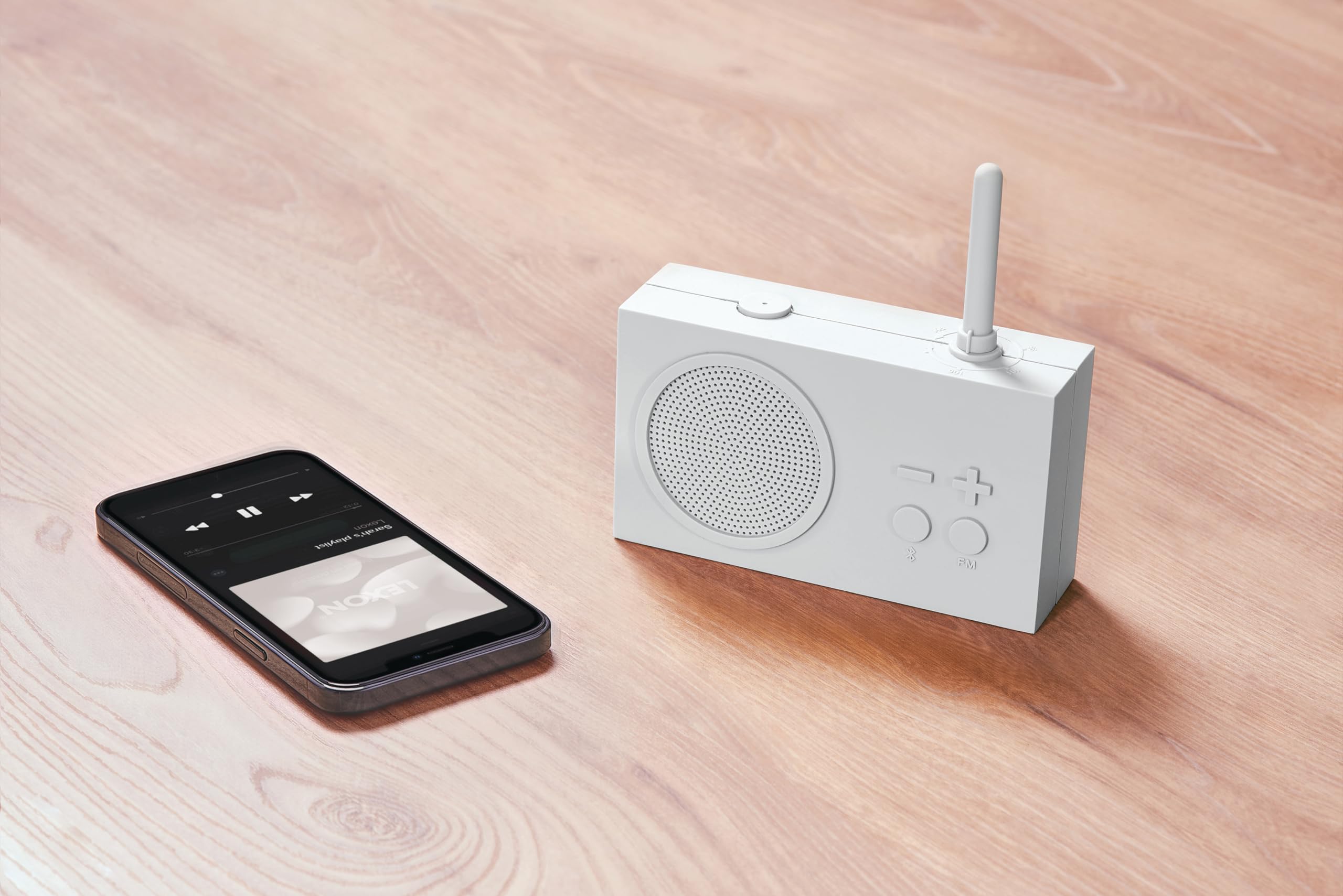 Lexon - Radio Impermeabile e Speaker Bluetooth, Bianco