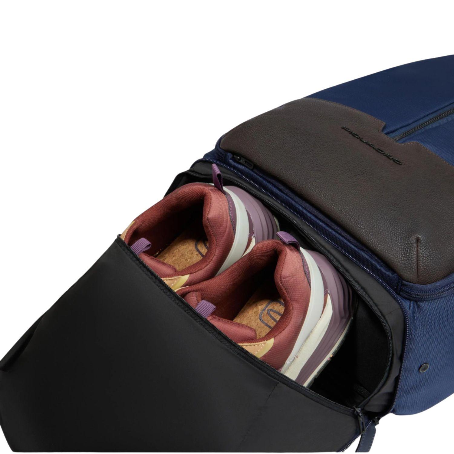 Zaino da viaggio porta pc 14" in tessuto riciclato, Blu