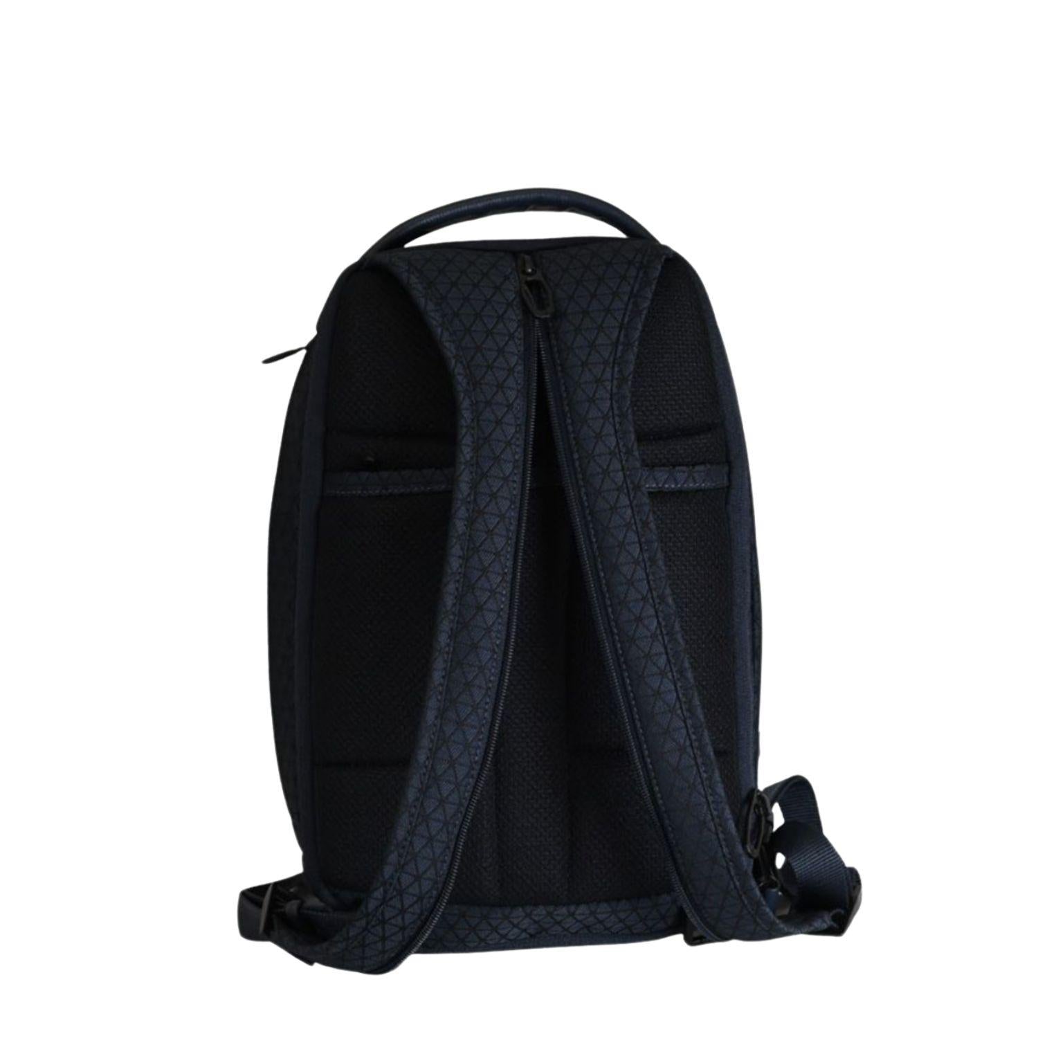 Piquadro - Zaino monospalla in tessuto riciclato, Blu