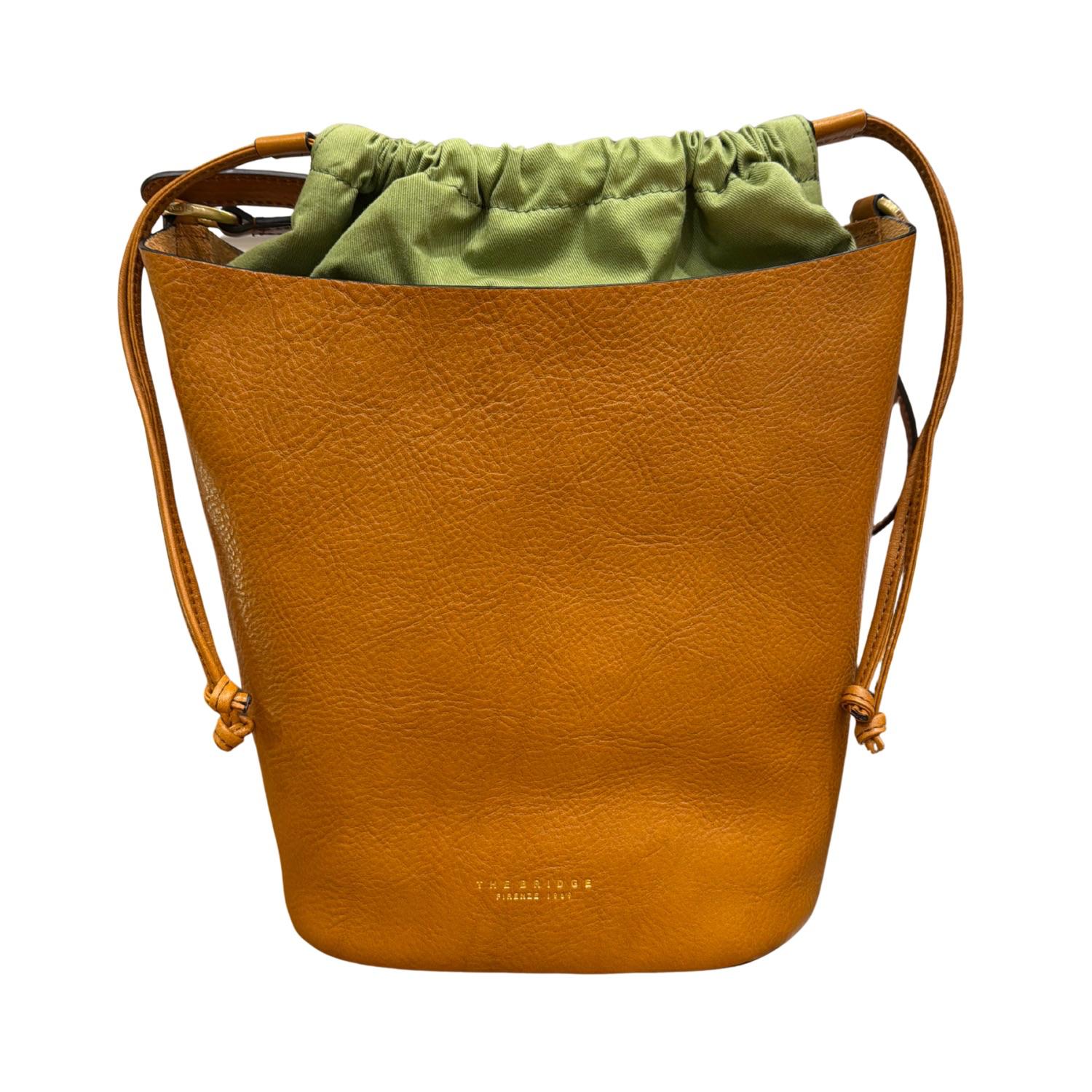 The Bridge - Borsa a secchiello in pelle con chiusura a coulisse SS26, Cognac