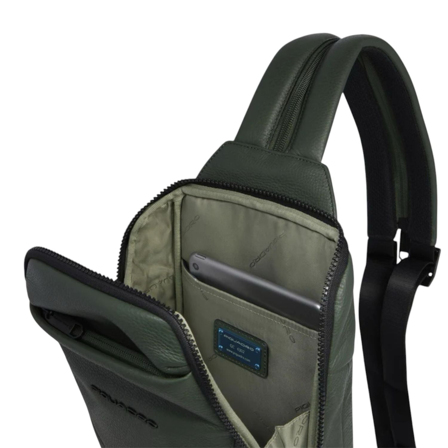 PIQUADRO - Monospalla a zaino in pelle martellata, Verde