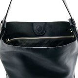 Patrizia Pepe - Borsa a secchiello Never Complete in pelle martellata, Nero