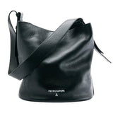 Patrizia Pepe - Borsa a secchiello Never Complete in pelle martellata, Nero