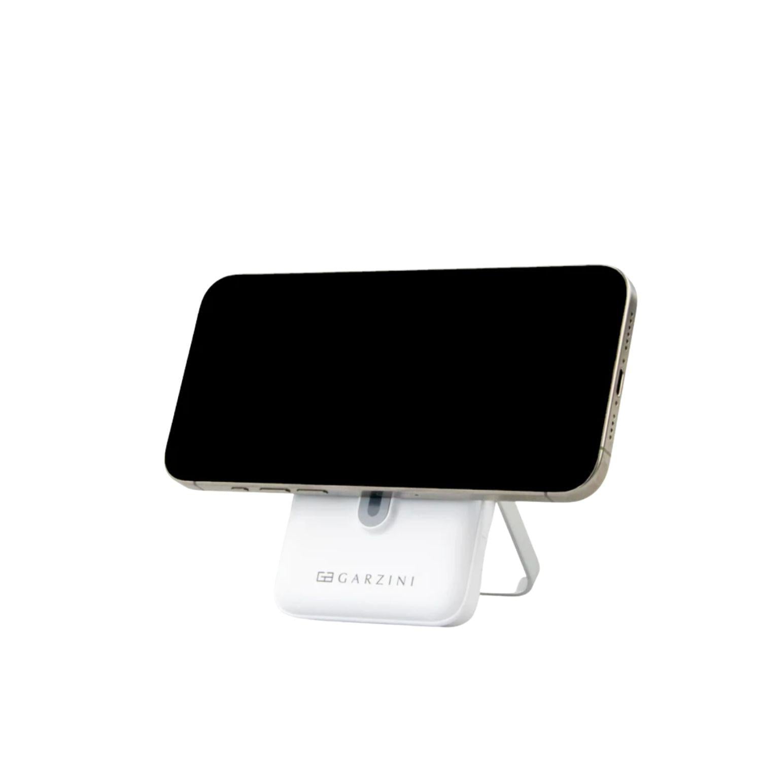 Garzini - Magsafe powerbank con cavi lightning USB-C e Micro-USB, Bianco